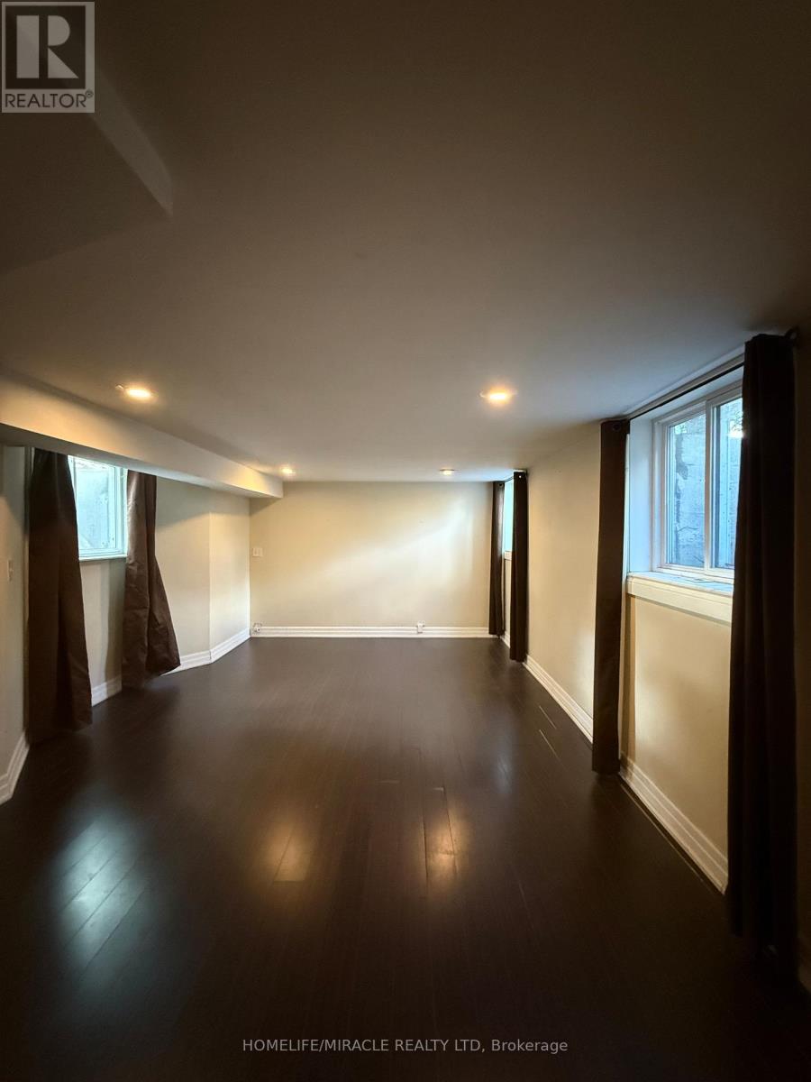 10 YORKTON BOULEVARD - 29