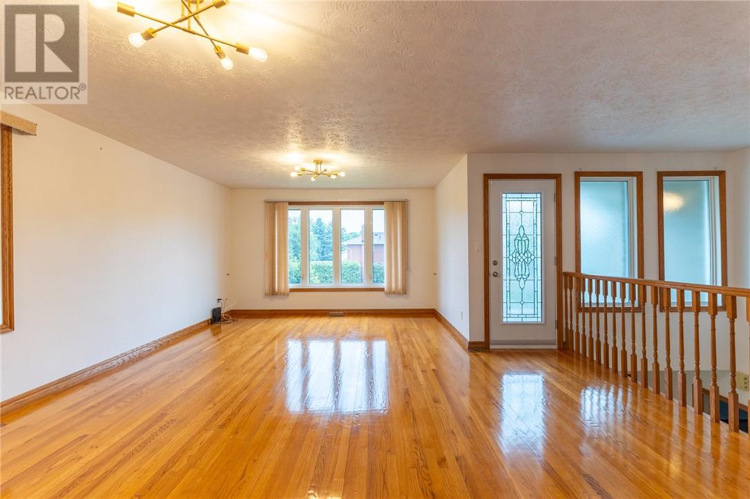 371 Moonrock Avenue - 11