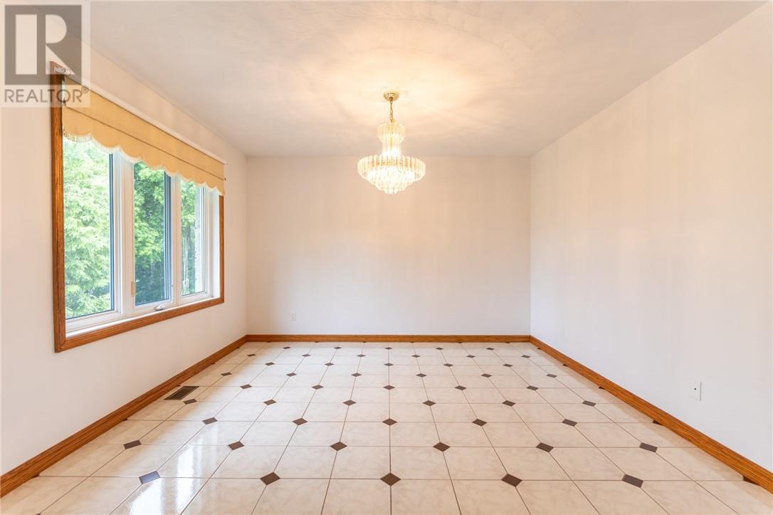 371 Moonrock Avenue - 21