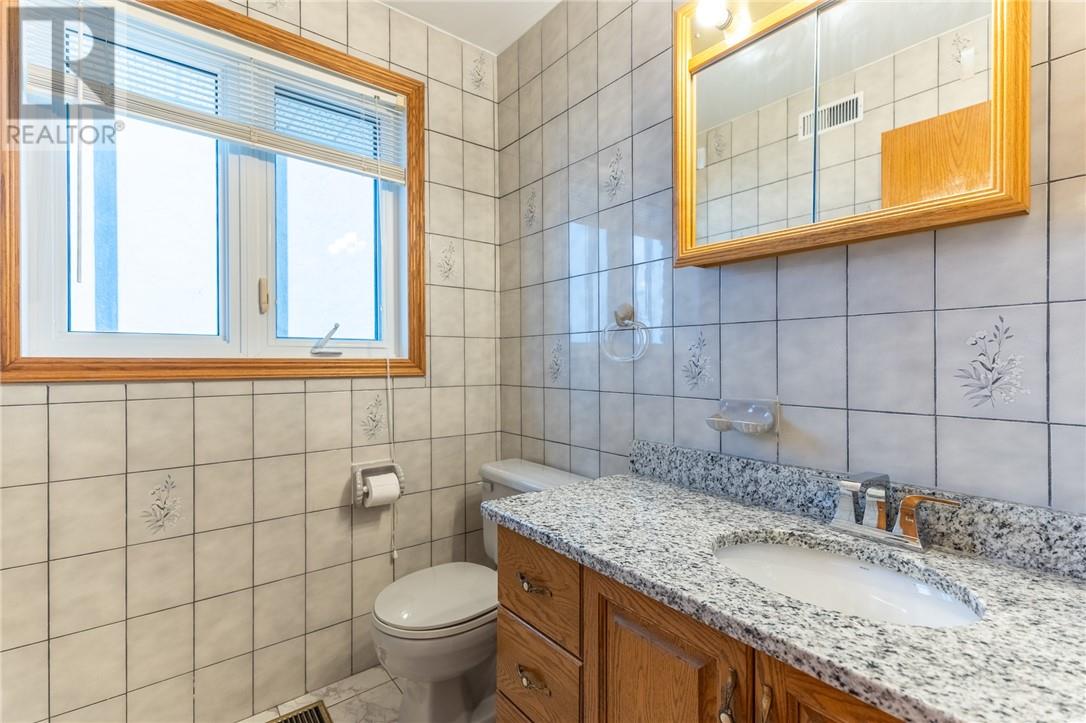 371 Moonrock Avenue - 32