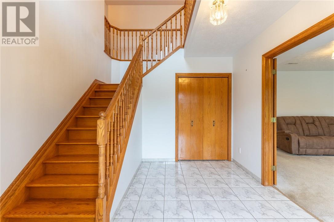 371 Moonrock Avenue - 35