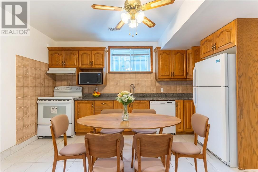 371 Moonrock Avenue - 41