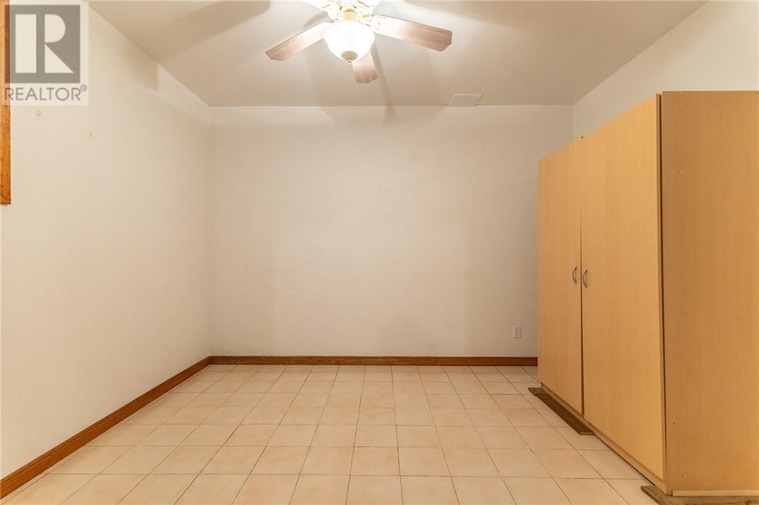 371 Moonrock Avenue - 46