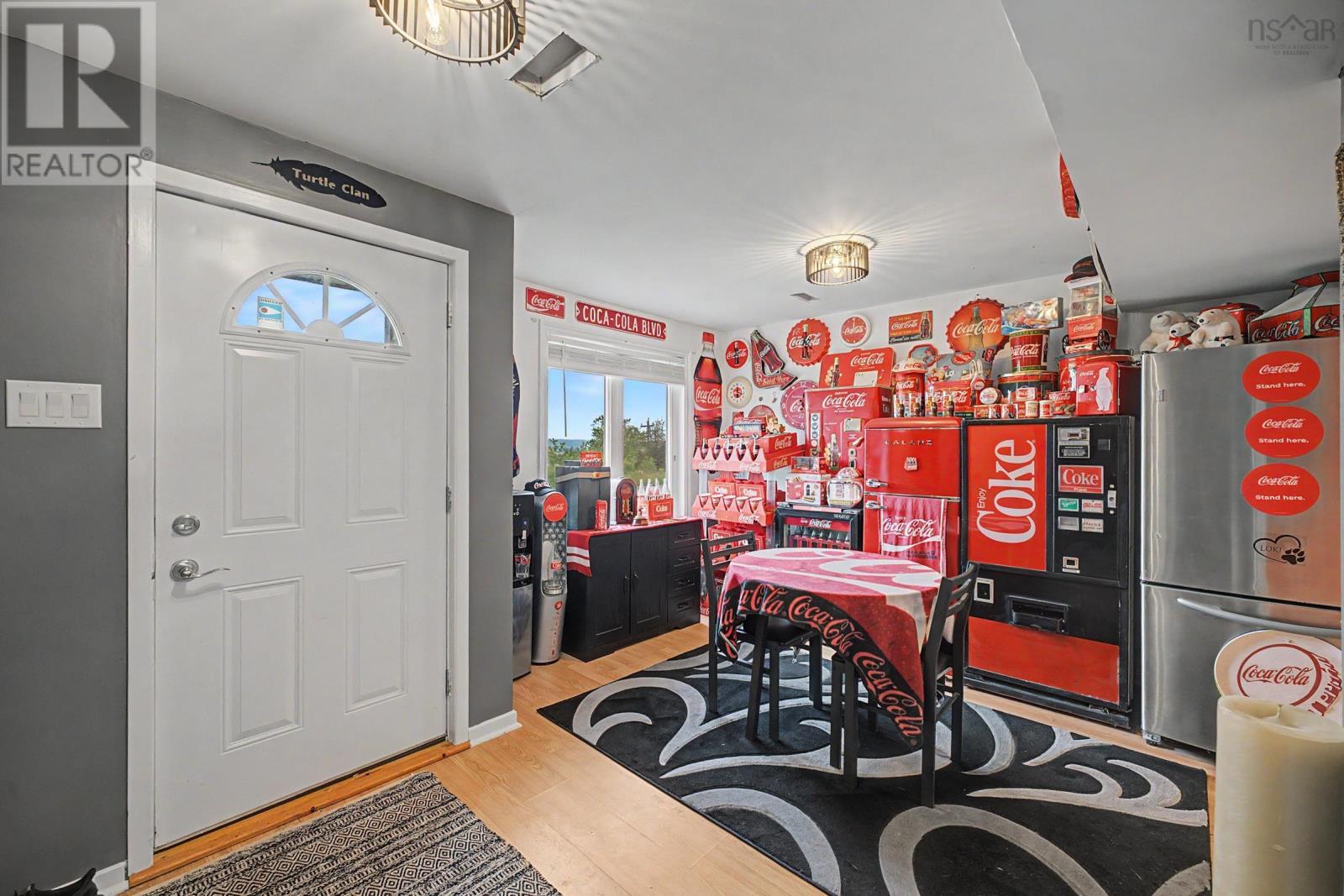 Property 24 of 30 of 517 Harbour View Crescent