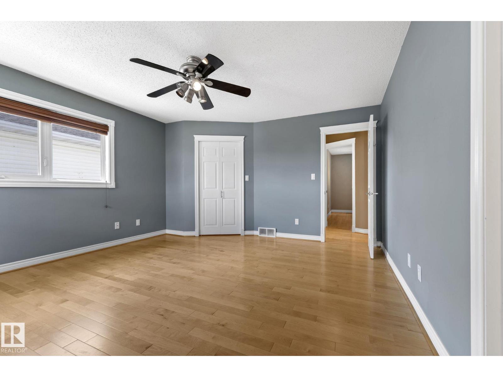 28 HARROLD PL - 23