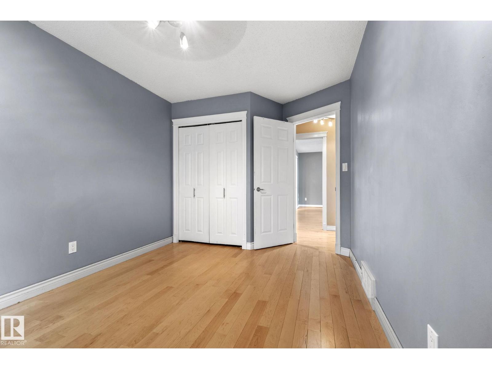 28 HARROLD PL - 29