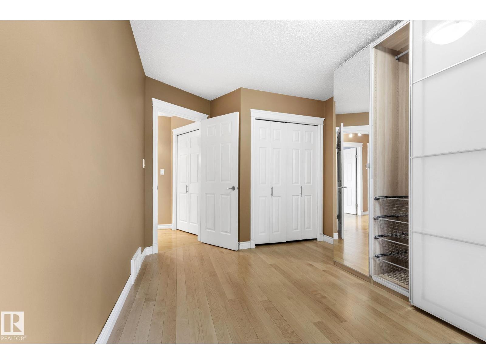 28 HARROLD PL - 33