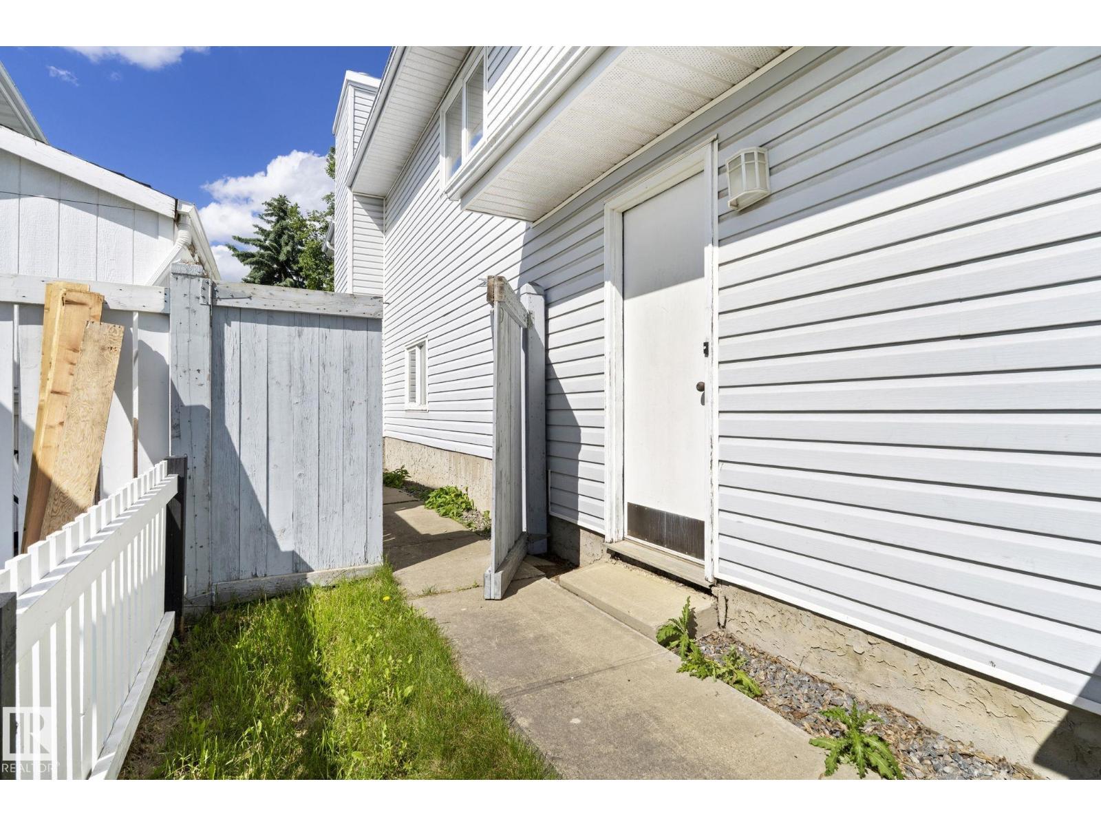 28 HARROLD PL - 56