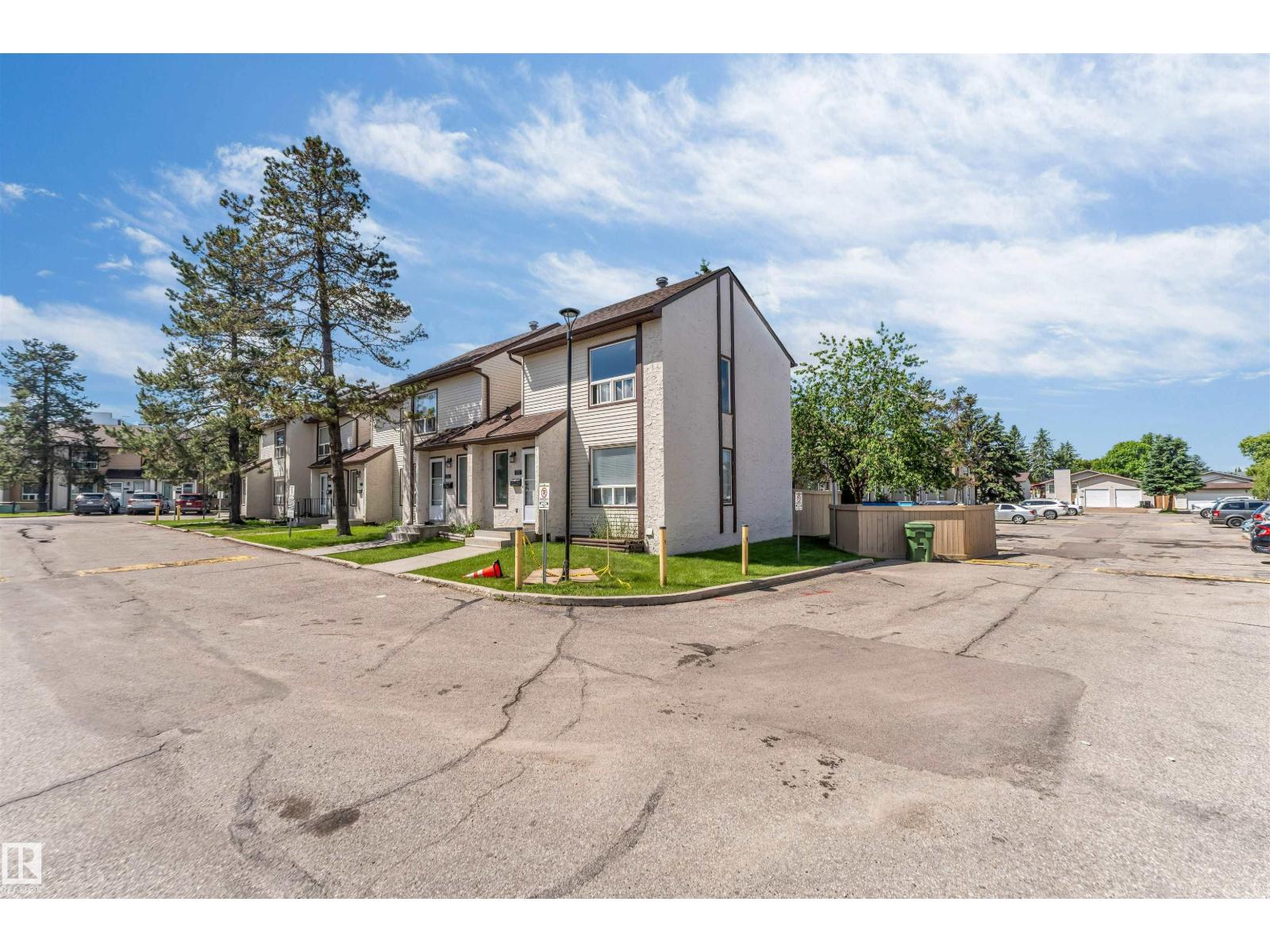 #24 1651 46 STREET NW - 2