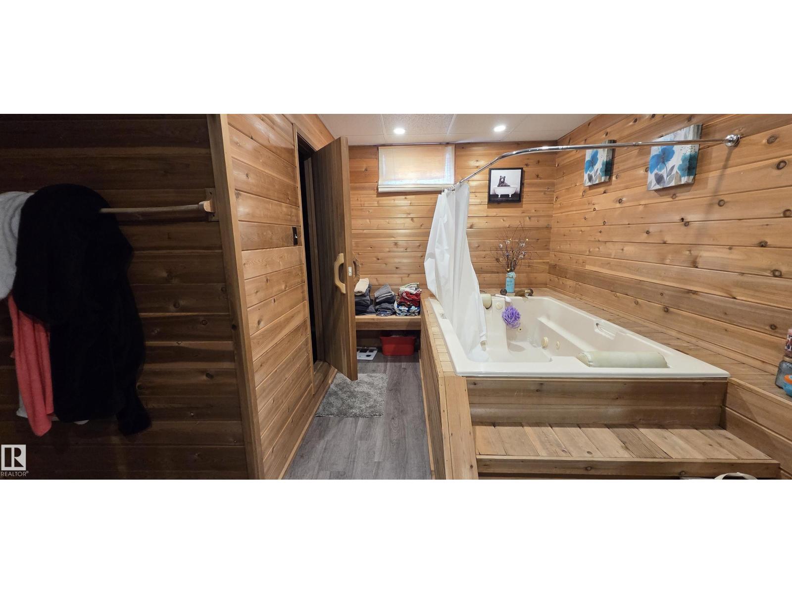 5308 Willow DR S — photo 12