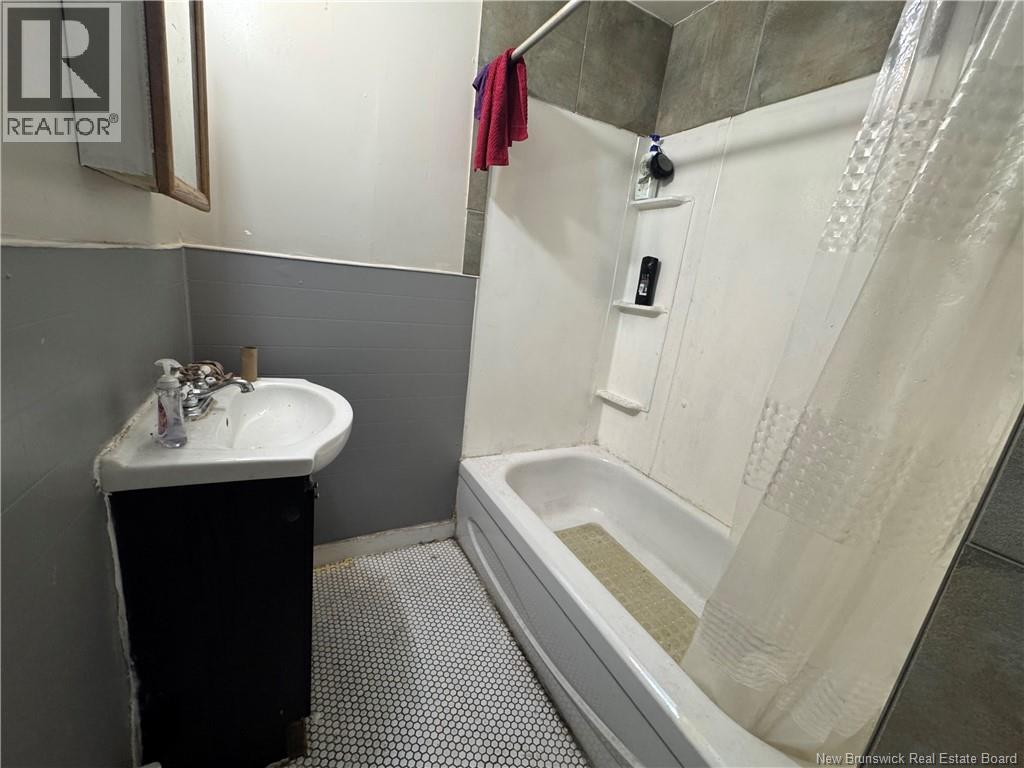 325 Main Street - Image 5