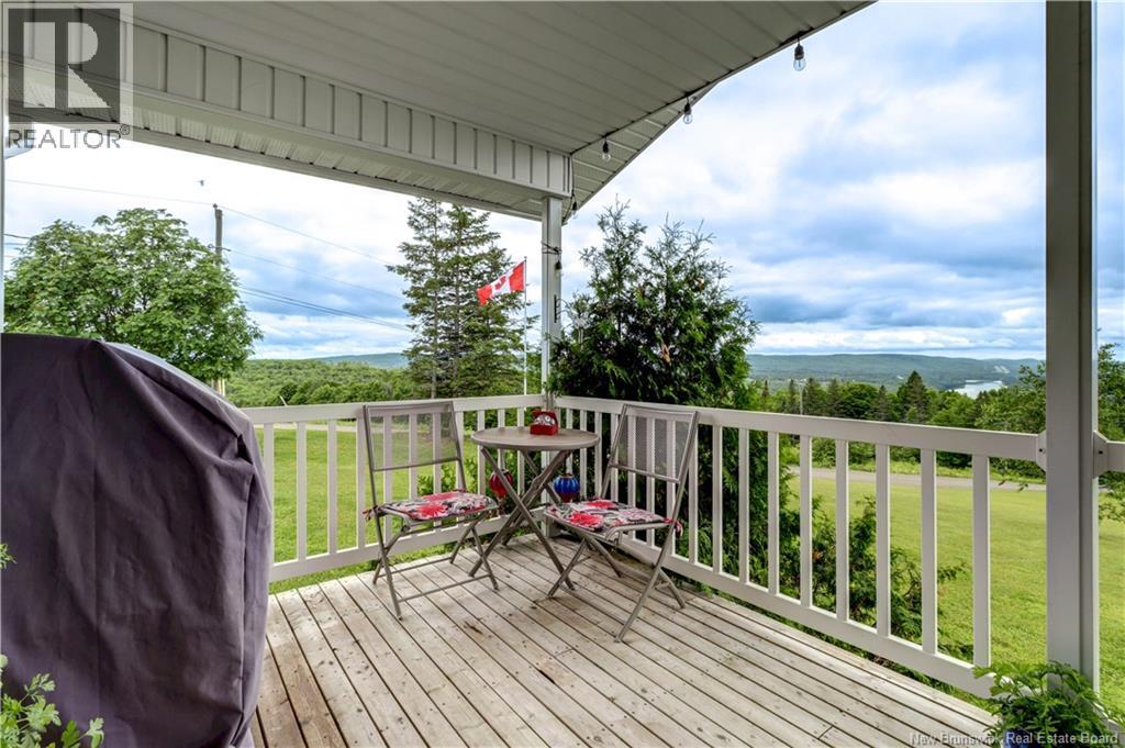 55 Hawthorne Road - Image 24