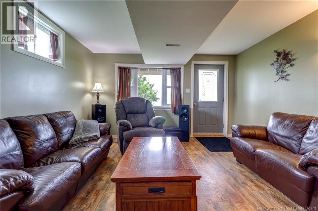 55 Hawthorne Road - Image 26