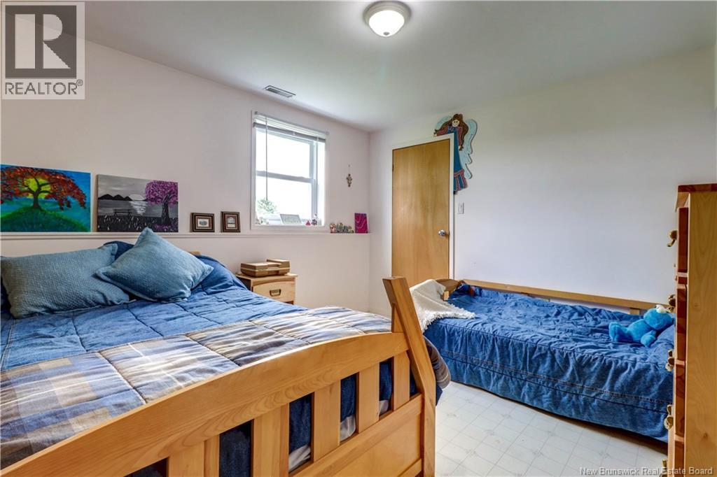 55 Hawthorne Road - Image 32