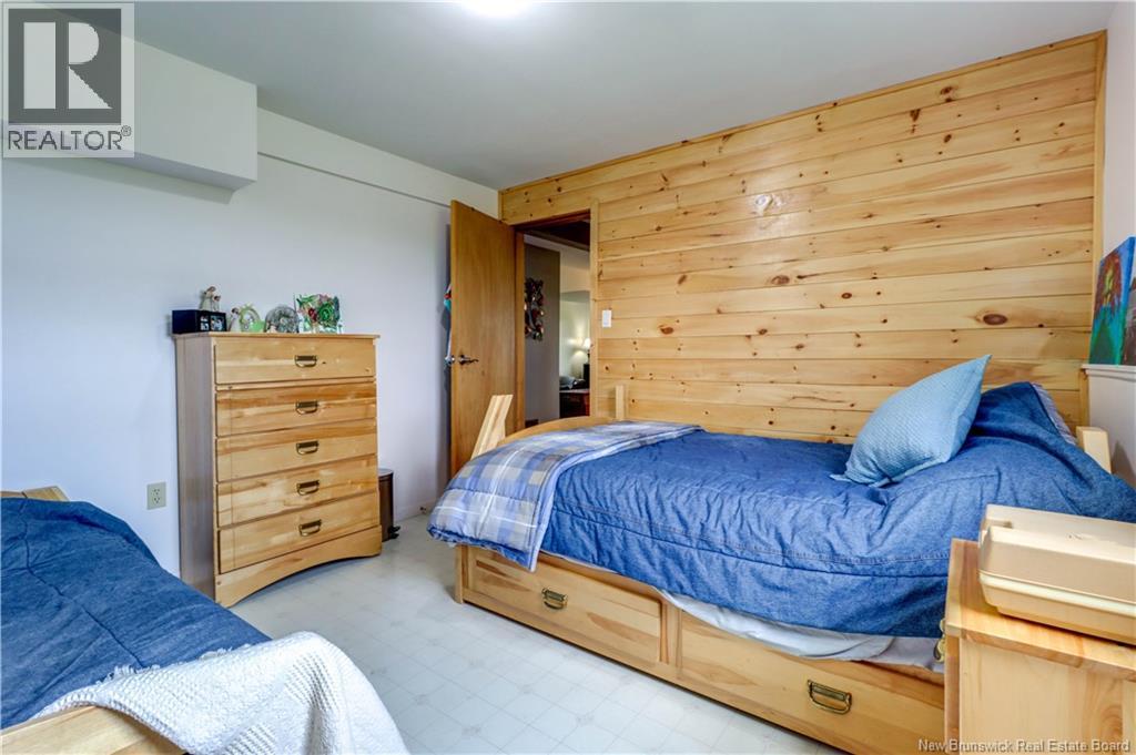 55 Hawthorne Road - Image 33
