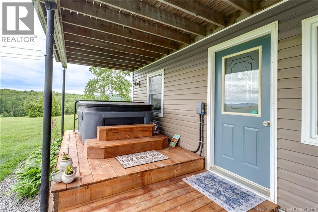 55 Hawthorne Road - Image 34