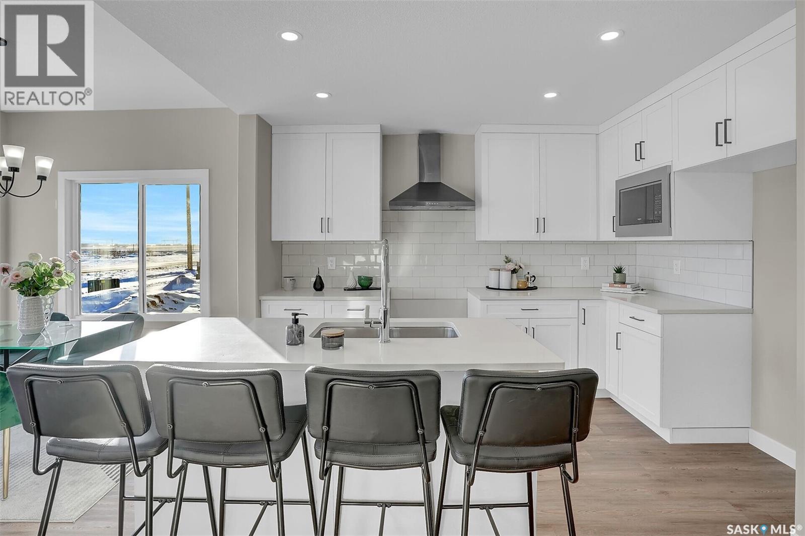 341 Cockcroft STREET - 3