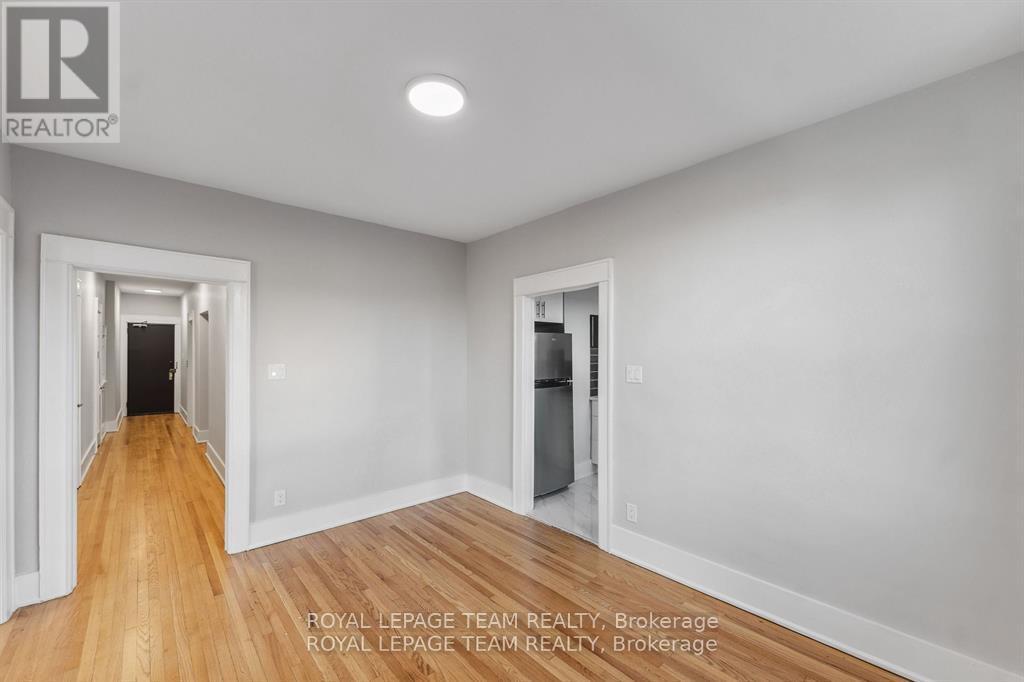 2 Bed, 1 Bath House for Rent in Ottawa – 30 – 407 ELGIN STREET, Ottawa – MLS# X12881798 - Image 4