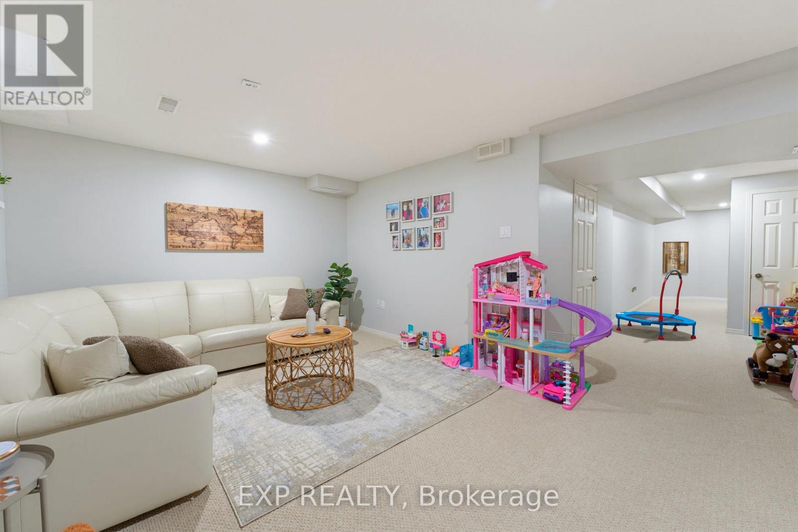 #28 10 CADHAM BOULEVARD - 18