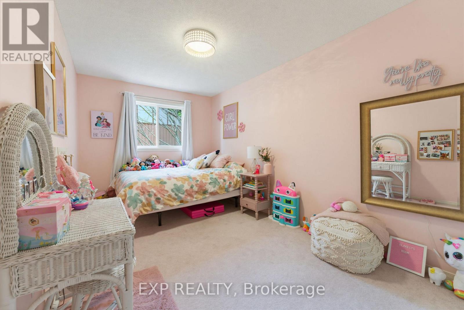 #28 10 CADHAM BOULEVARD - 21