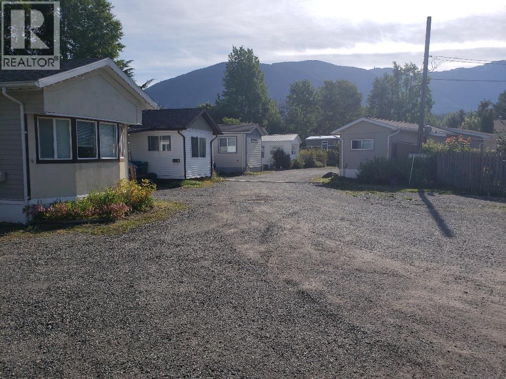 3886 MULLER AVENUE - 15