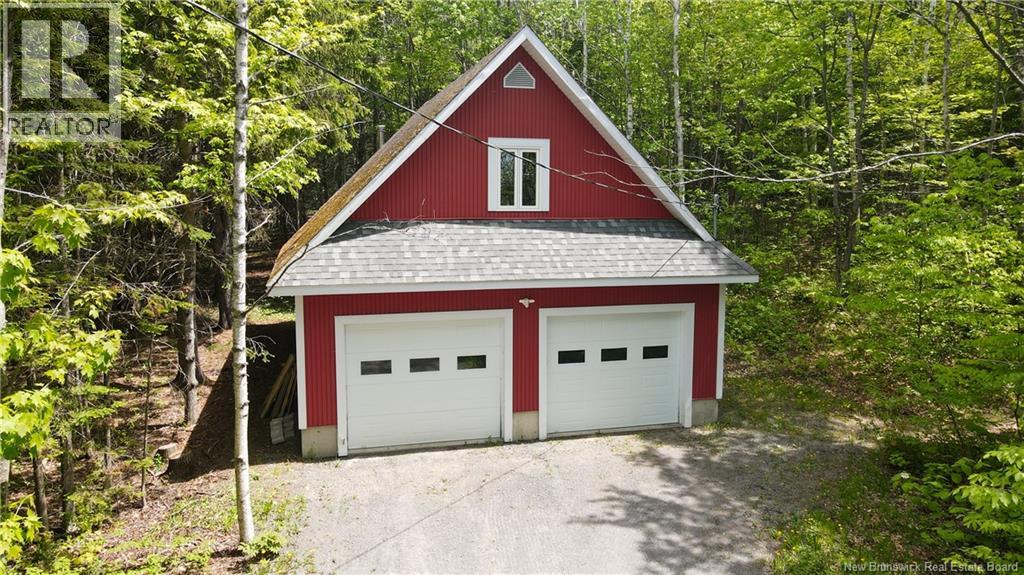 899 2e Sault Road - 47
