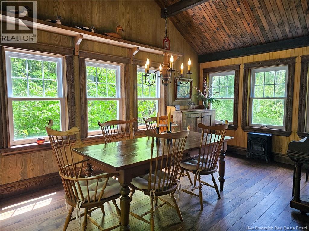 899 2e Sault Road - 16