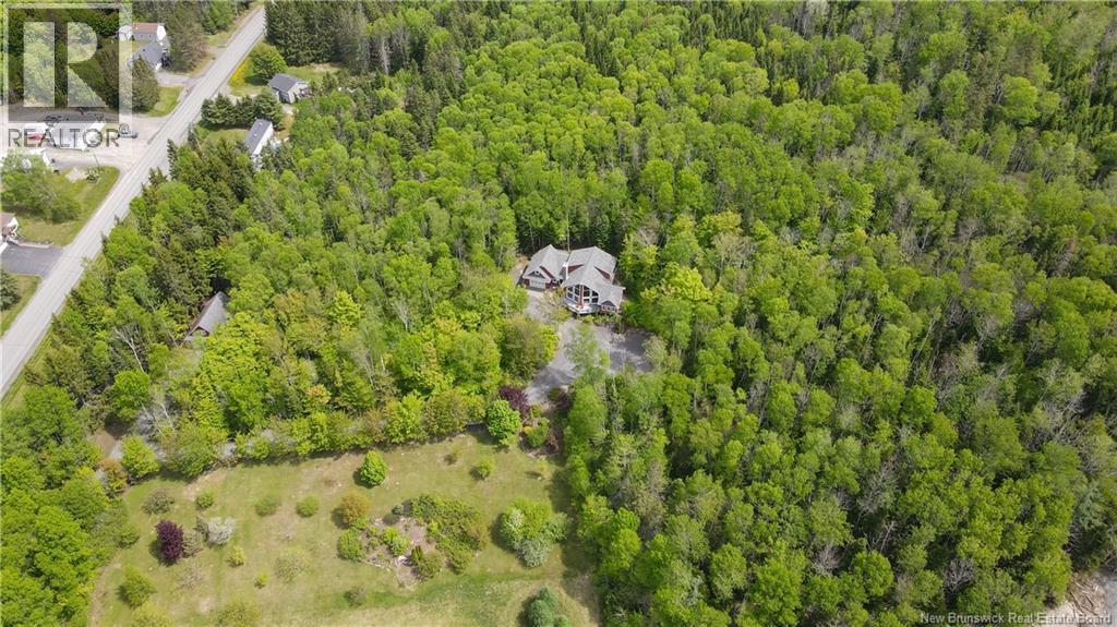 899 2e Sault Road - Image 7