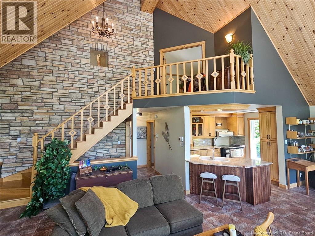 899 2e Sault Road - Image 27