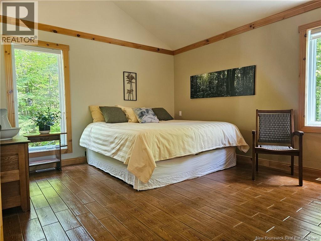 899 2e Sault Road - 31