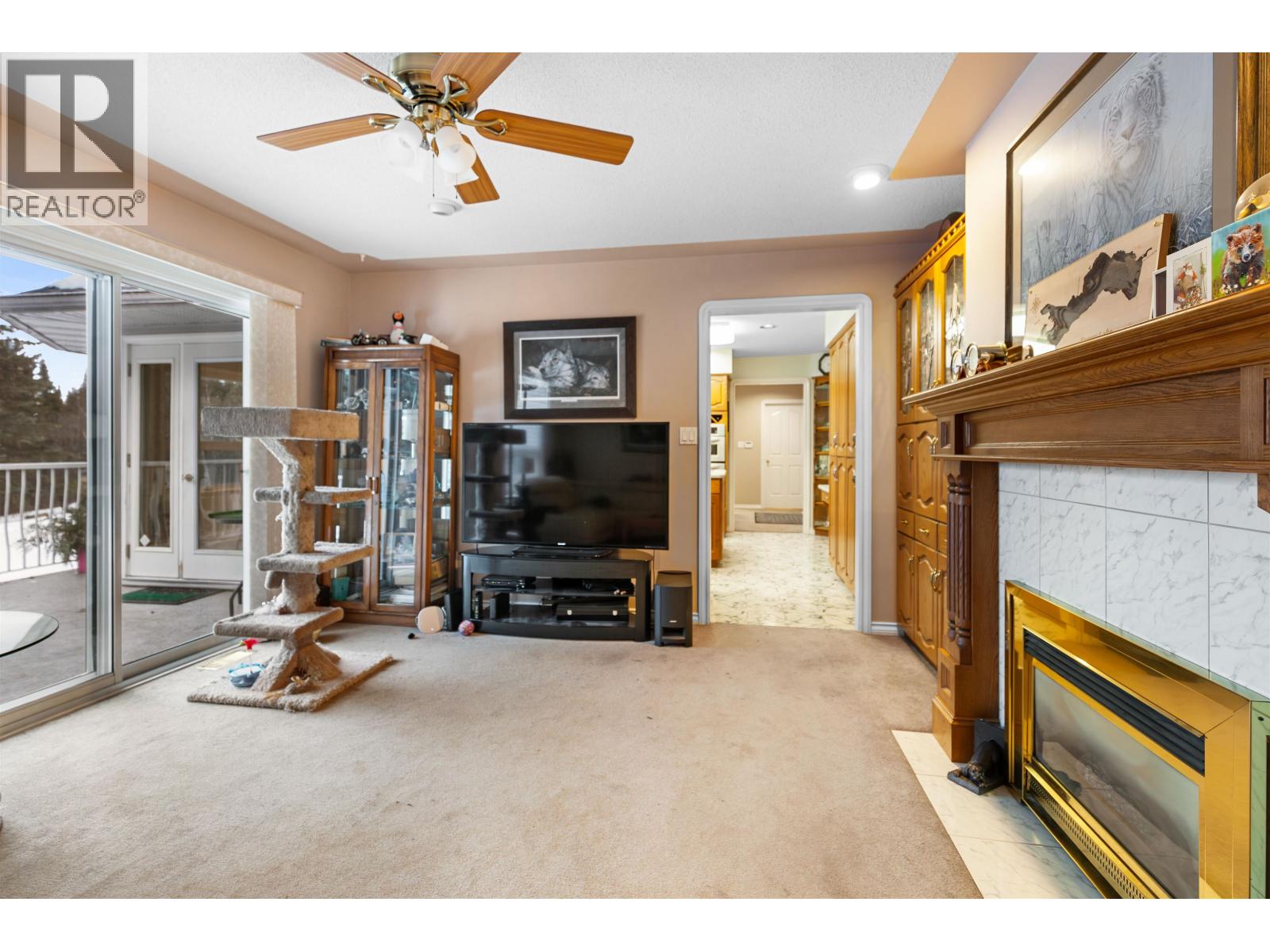 6843 VALLEYVIEW DRIVE - 12