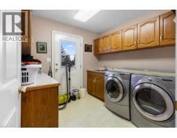 6843 Valleyview Drive, Prince George, BC V2K4C6 Photo 15