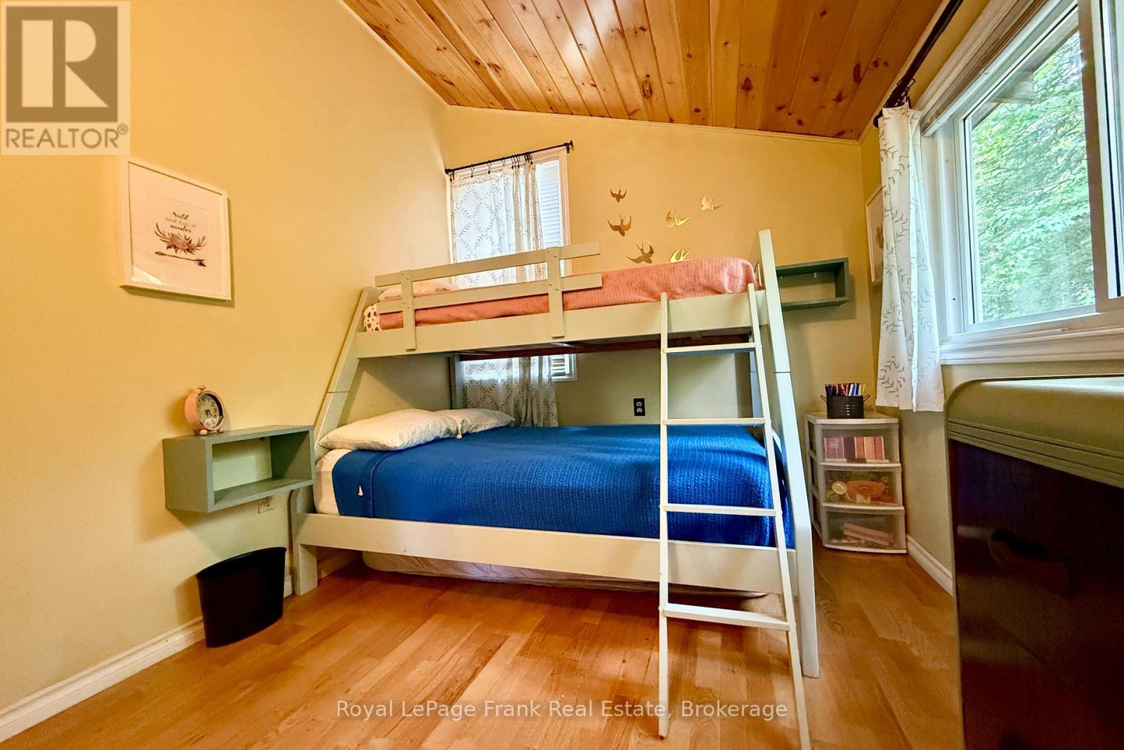554A SOUTH MCKENZIE LAKE ROAD - 22