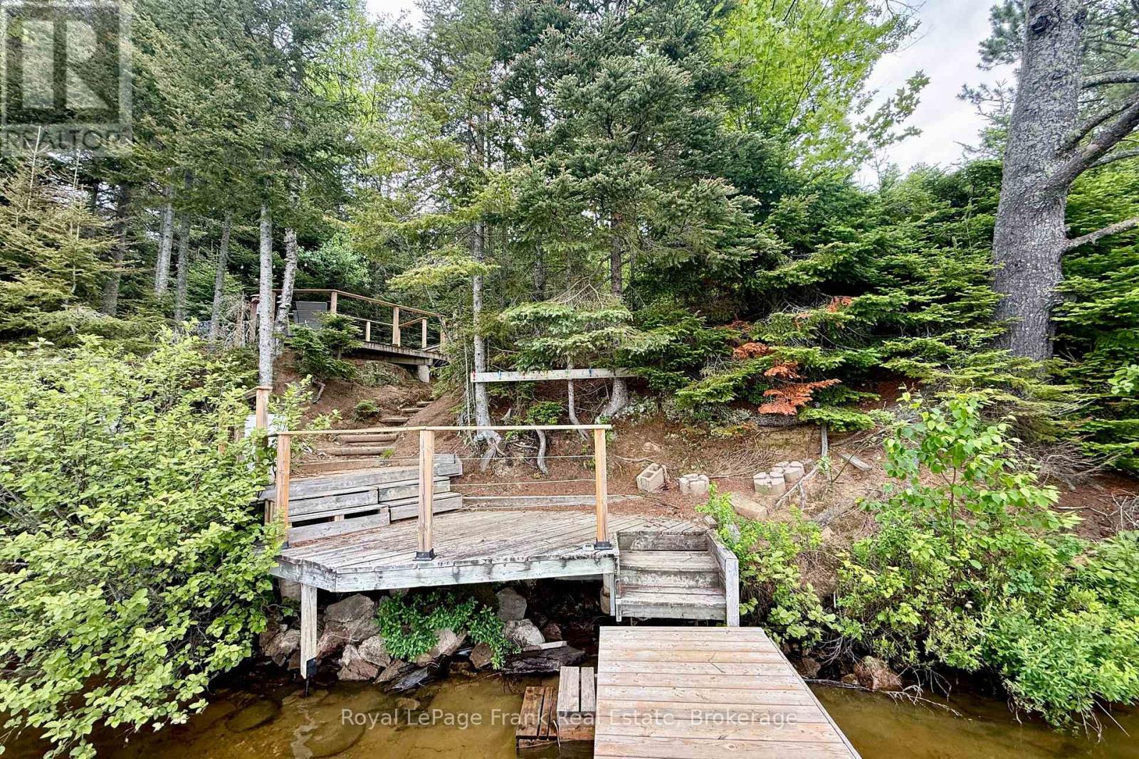 554A SOUTH MCKENZIE LAKE ROAD - 33