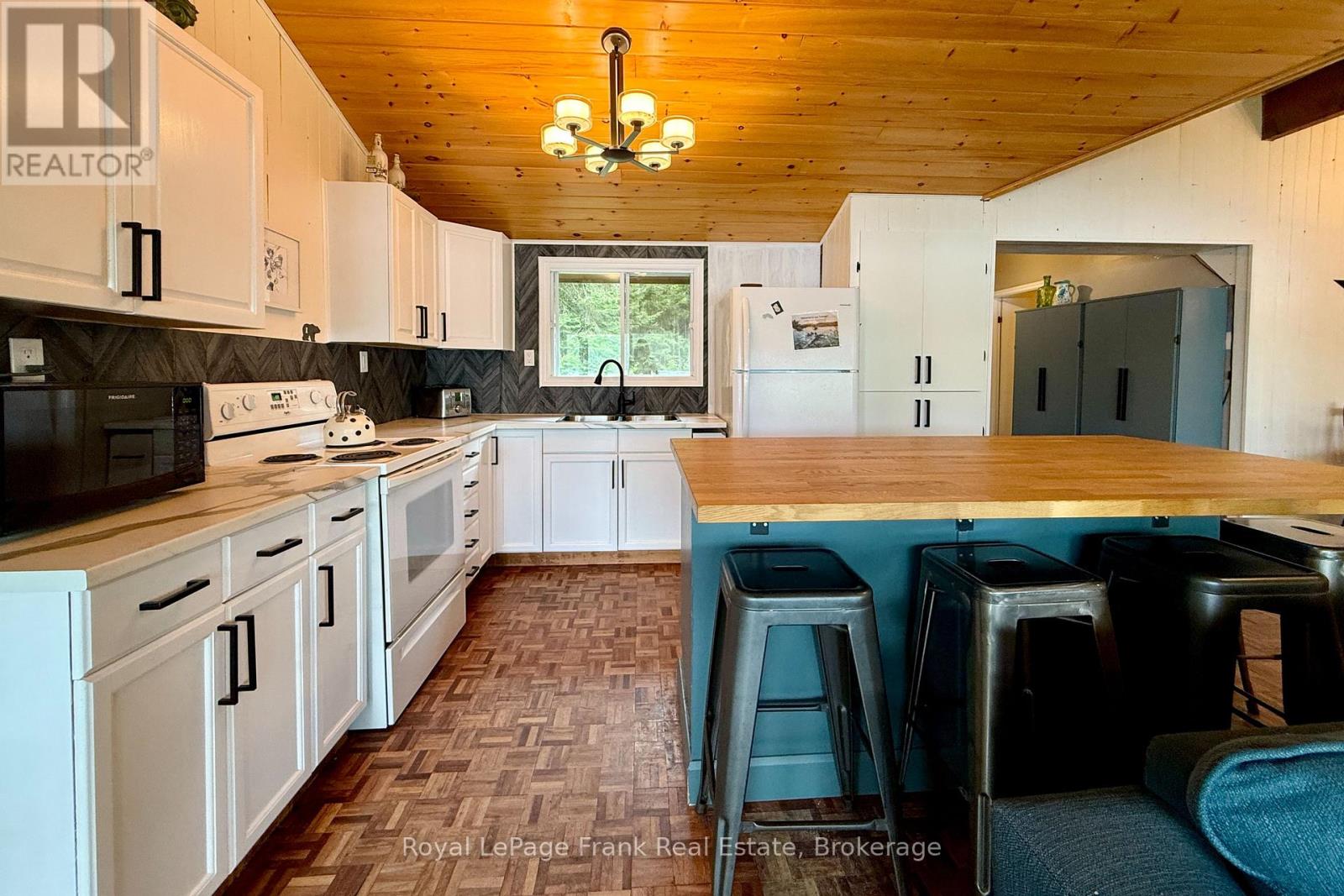 554A SOUTH MCKENZIE LAKE ROAD - 5
