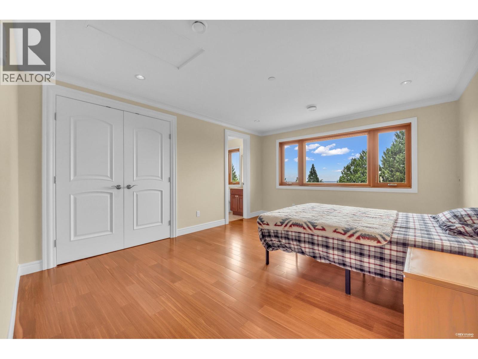 950 GREENWOOD ROAD, West Vancouver