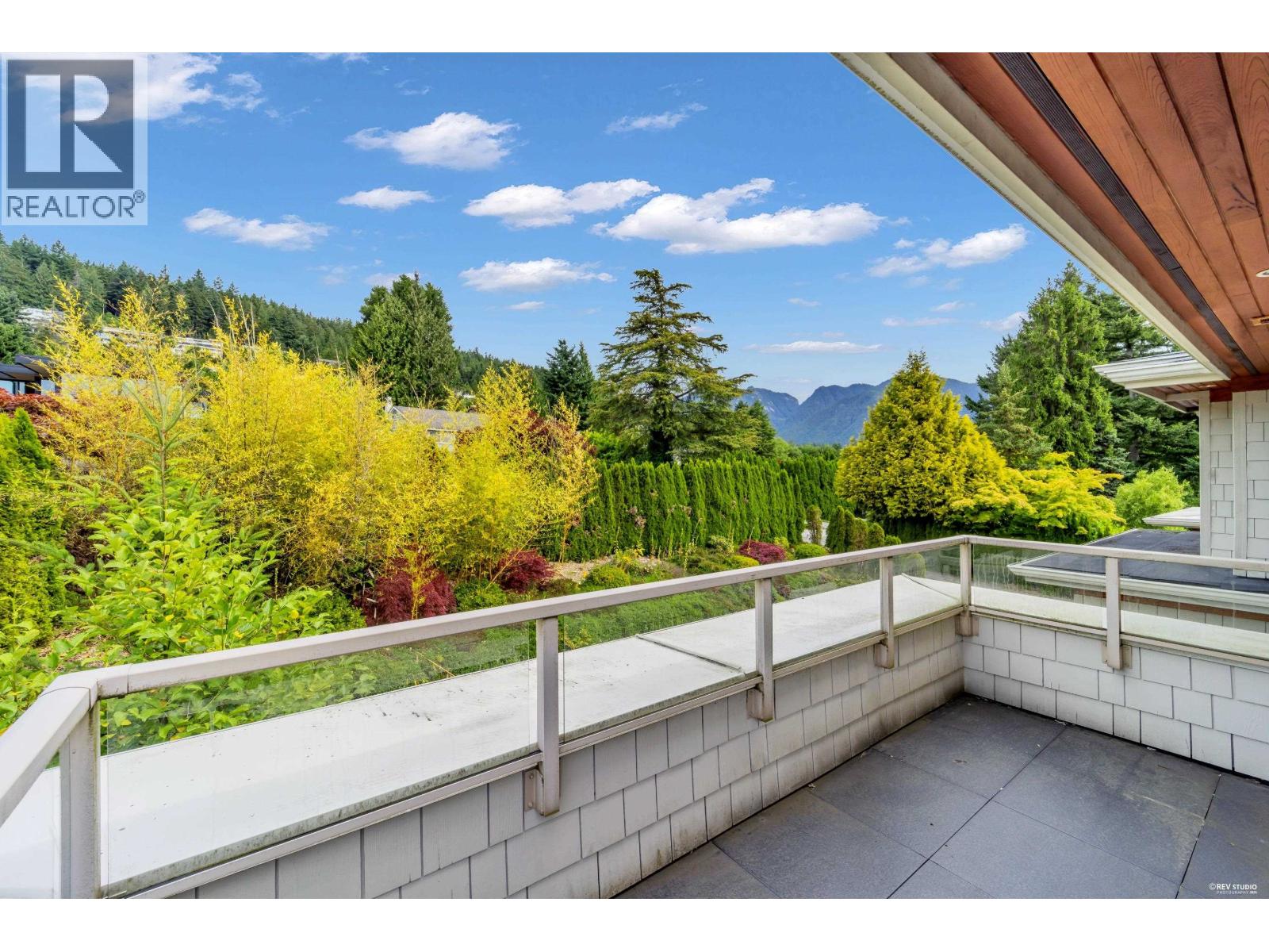 950 GREENWOOD ROAD, West Vancouver
