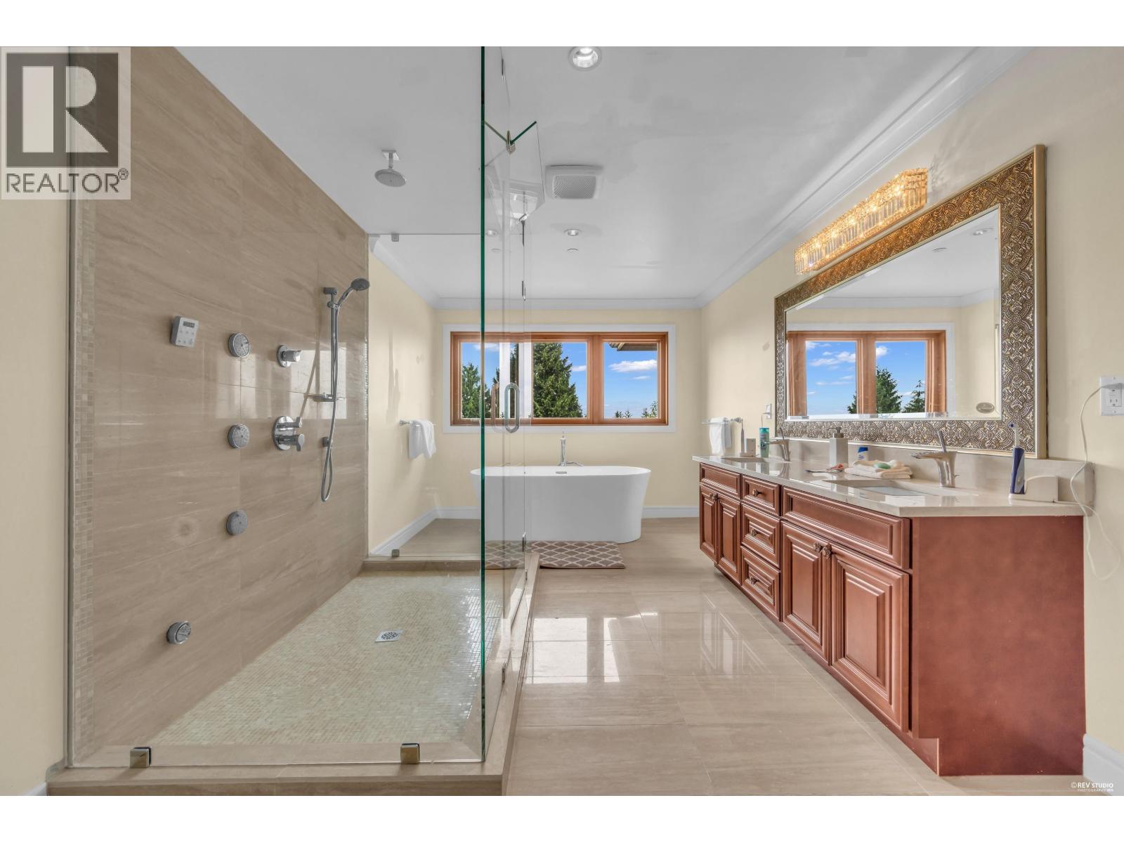 950 GREENWOOD ROAD, West Vancouver