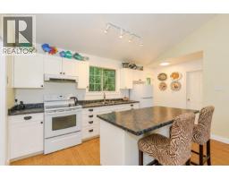 351 Elizabeth Drive, Salt Spring Island, BC V8K1J5 Photo 18