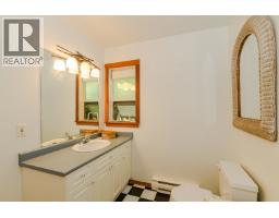 351 Elizabeth Drive, Salt Spring Island, BC V8K1J5 Photo 33