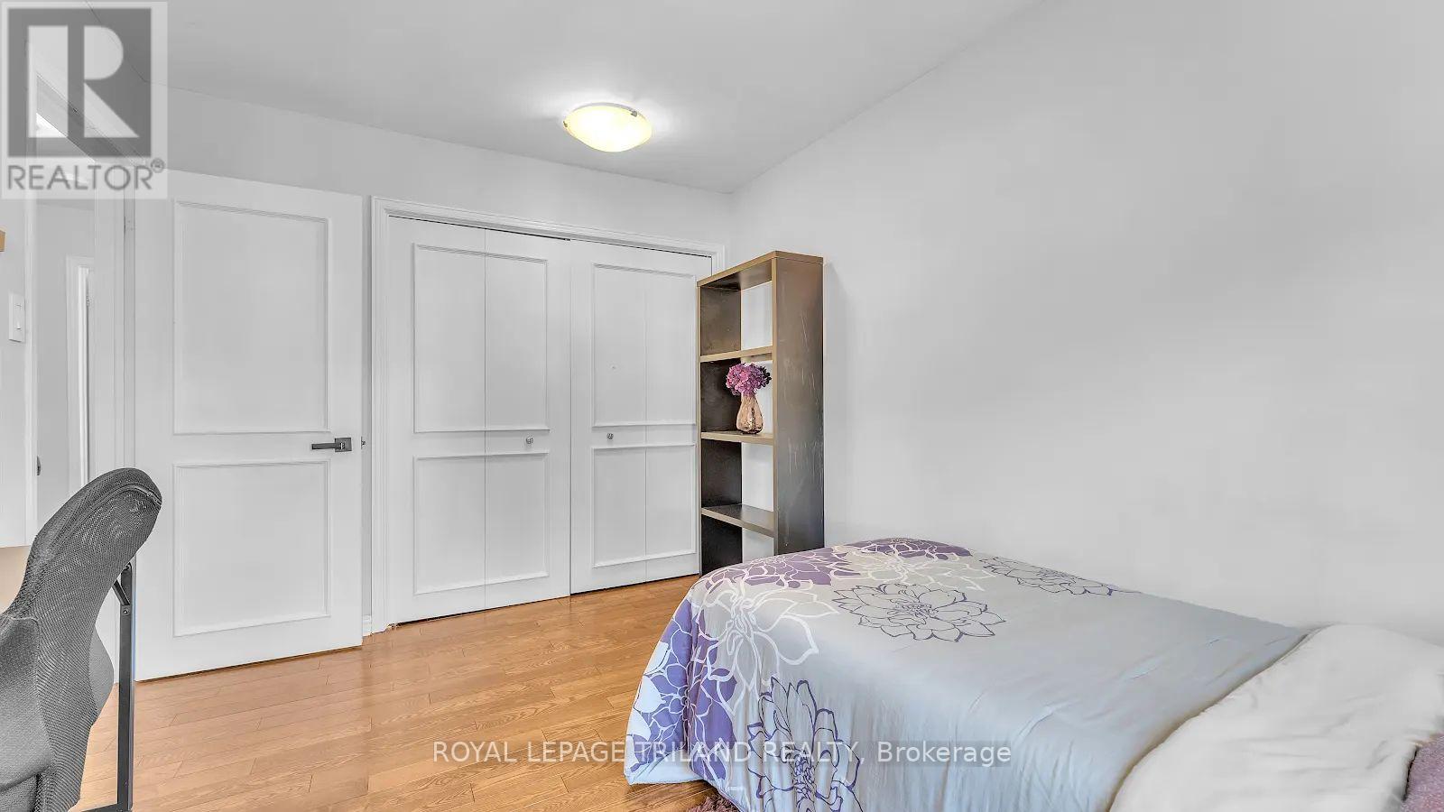 #9 703 WINDERMERE ROAD - 23