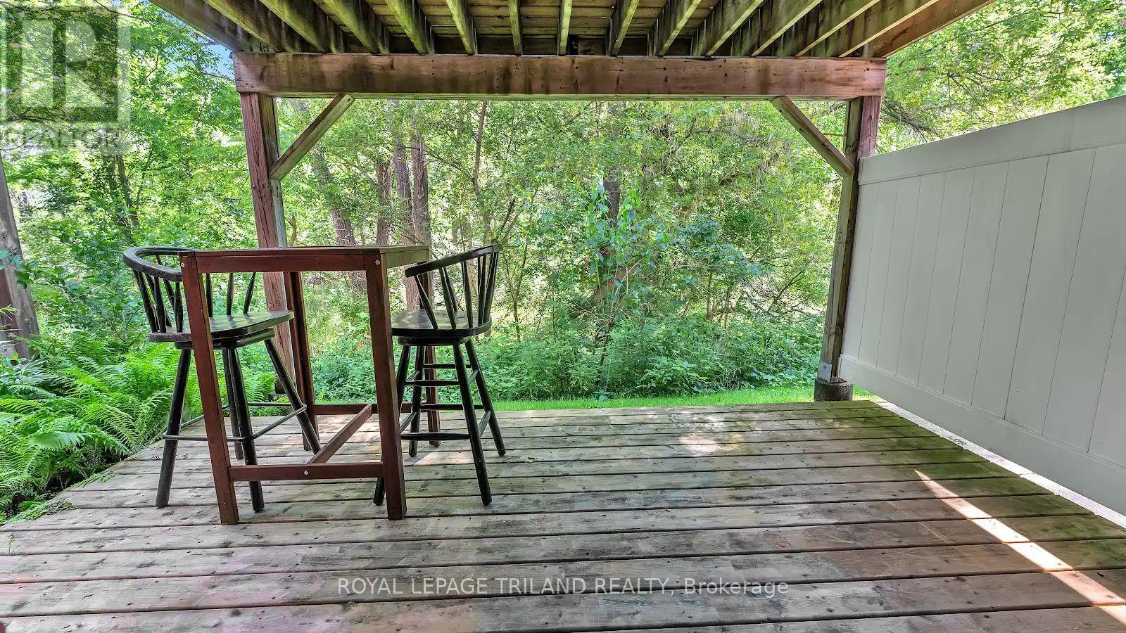 #9 703 WINDERMERE ROAD - 25
