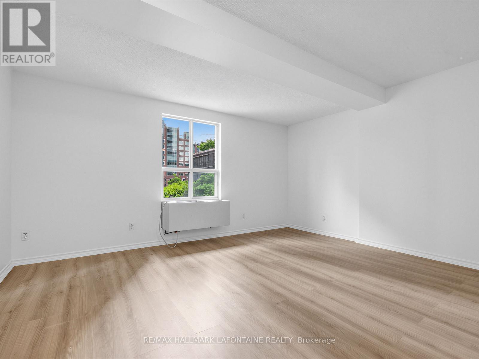 #504 88 CHARLES STREET E - 23