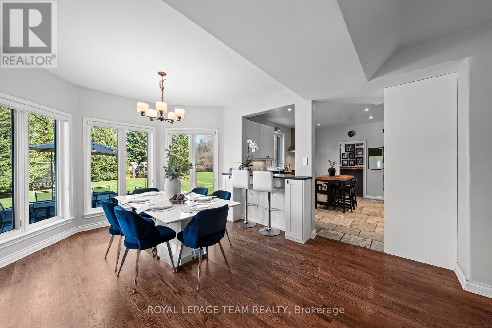 1342 REVELL DRIVE - 17