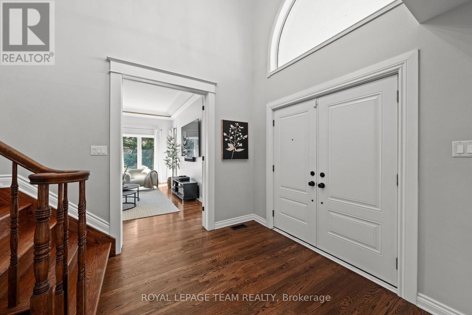 1342 REVELL DRIVE - 6