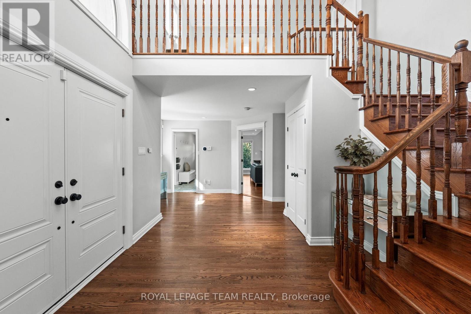 1342 REVELL DRIVE - 7