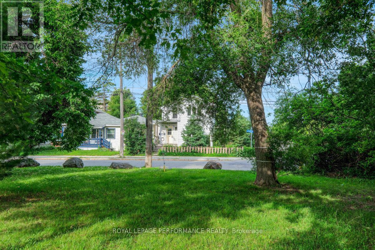 1141 NORTH RIVER ROAD - 42