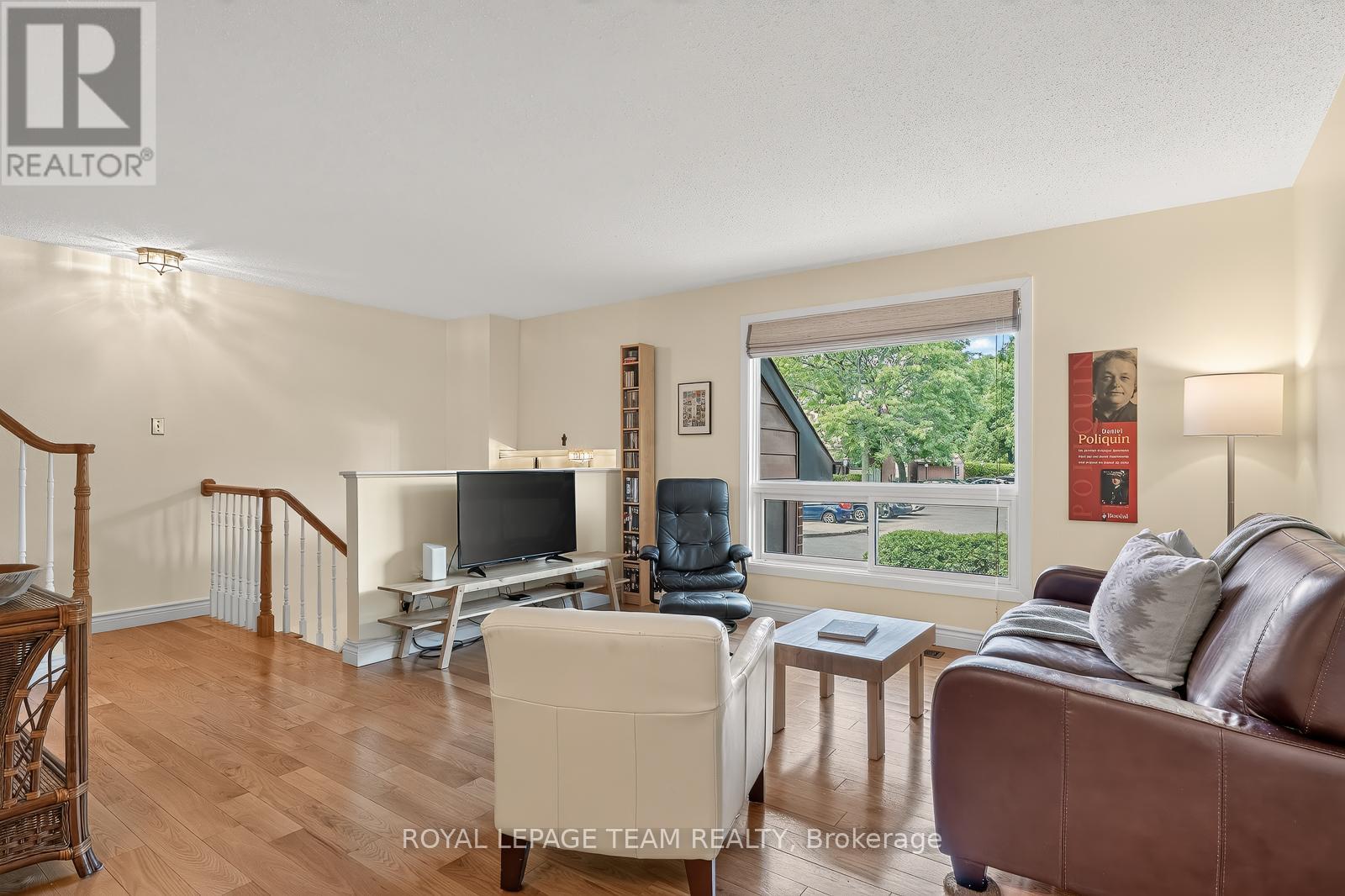#7 402 MONTFORT STREET - 2