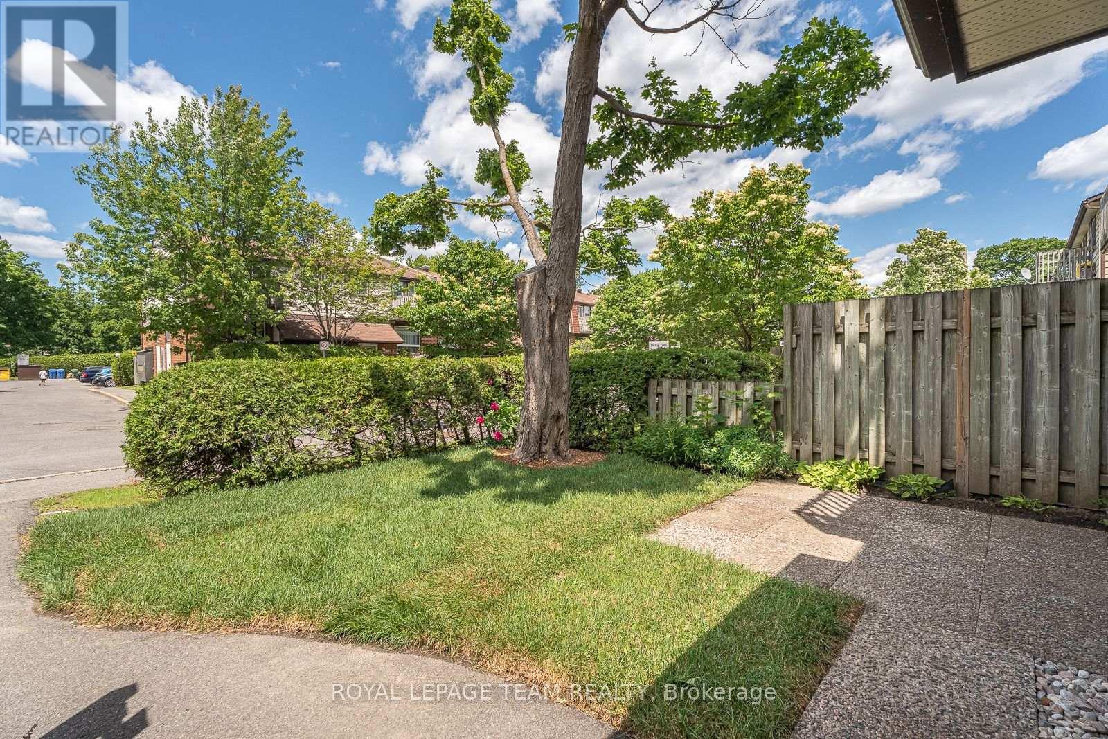 #7 402 MONTFORT STREET - 29