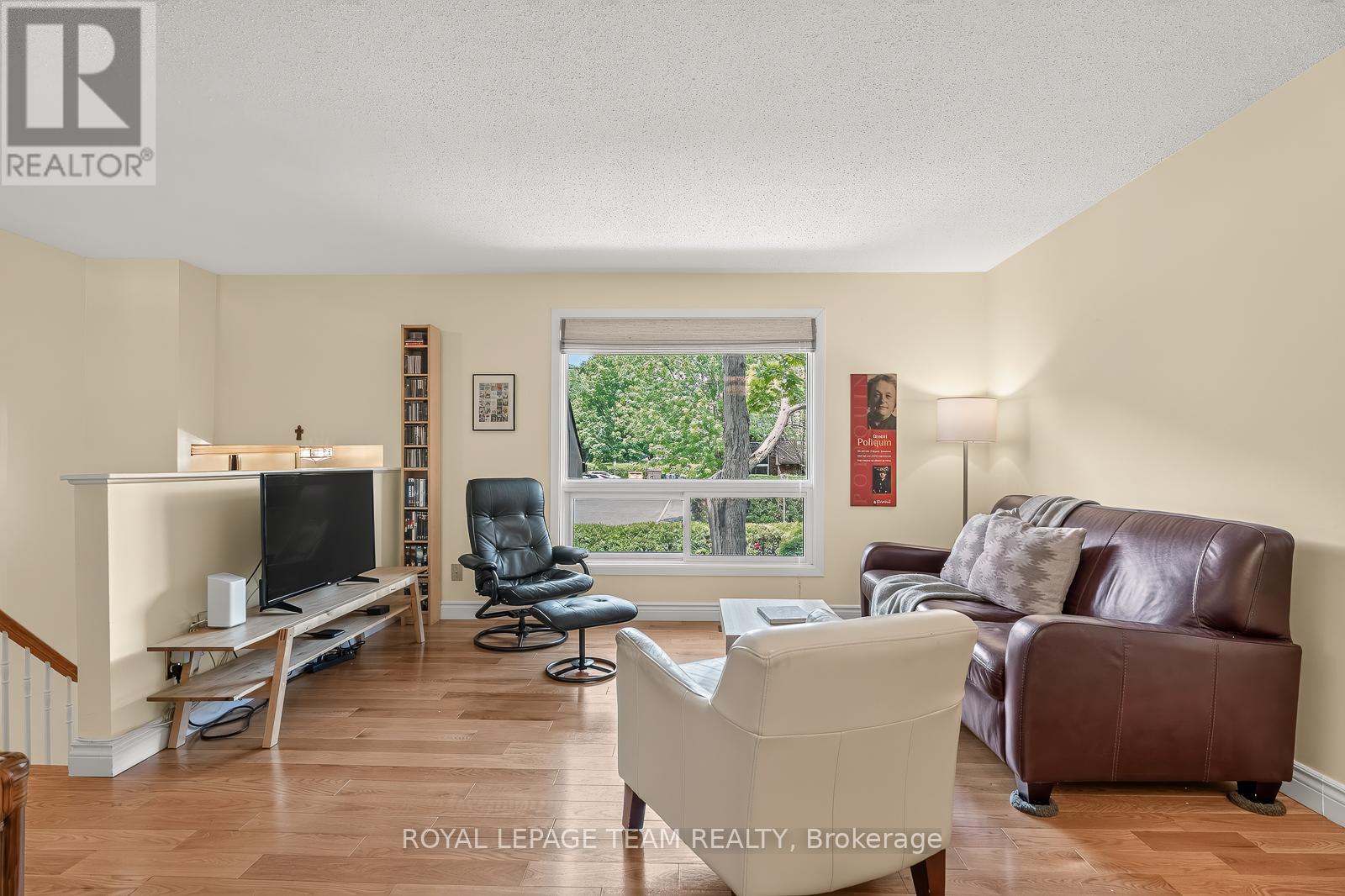 #7 402 MONTFORT STREET - 3
